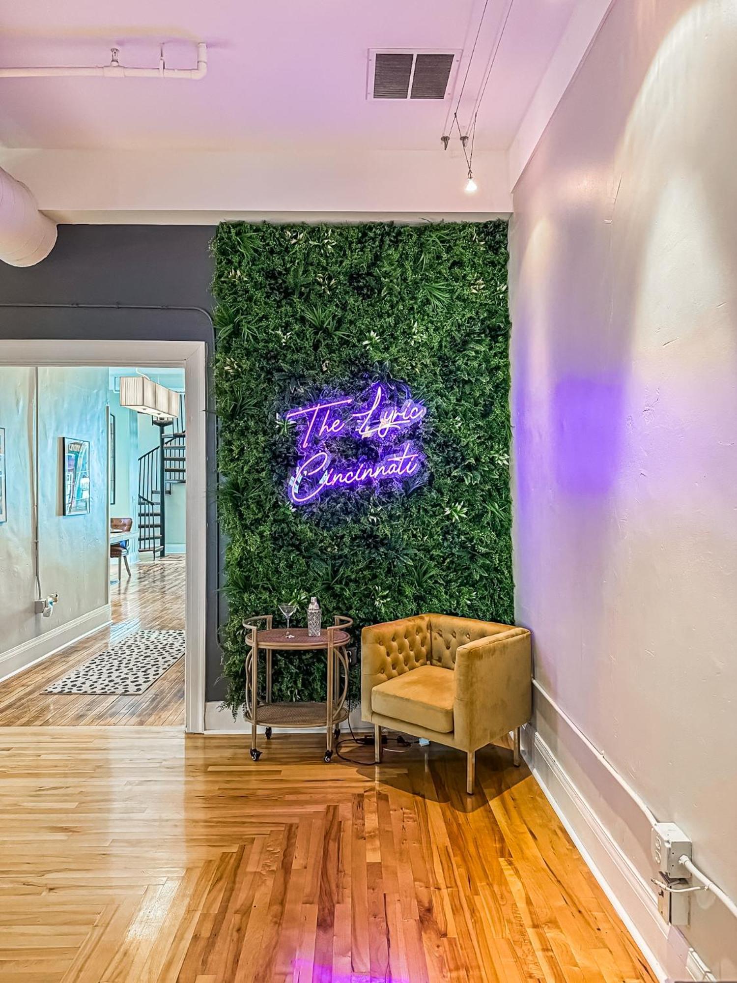The Historic Lyric Penthouse With Private Rooftop Cincinnati Extérieur photo