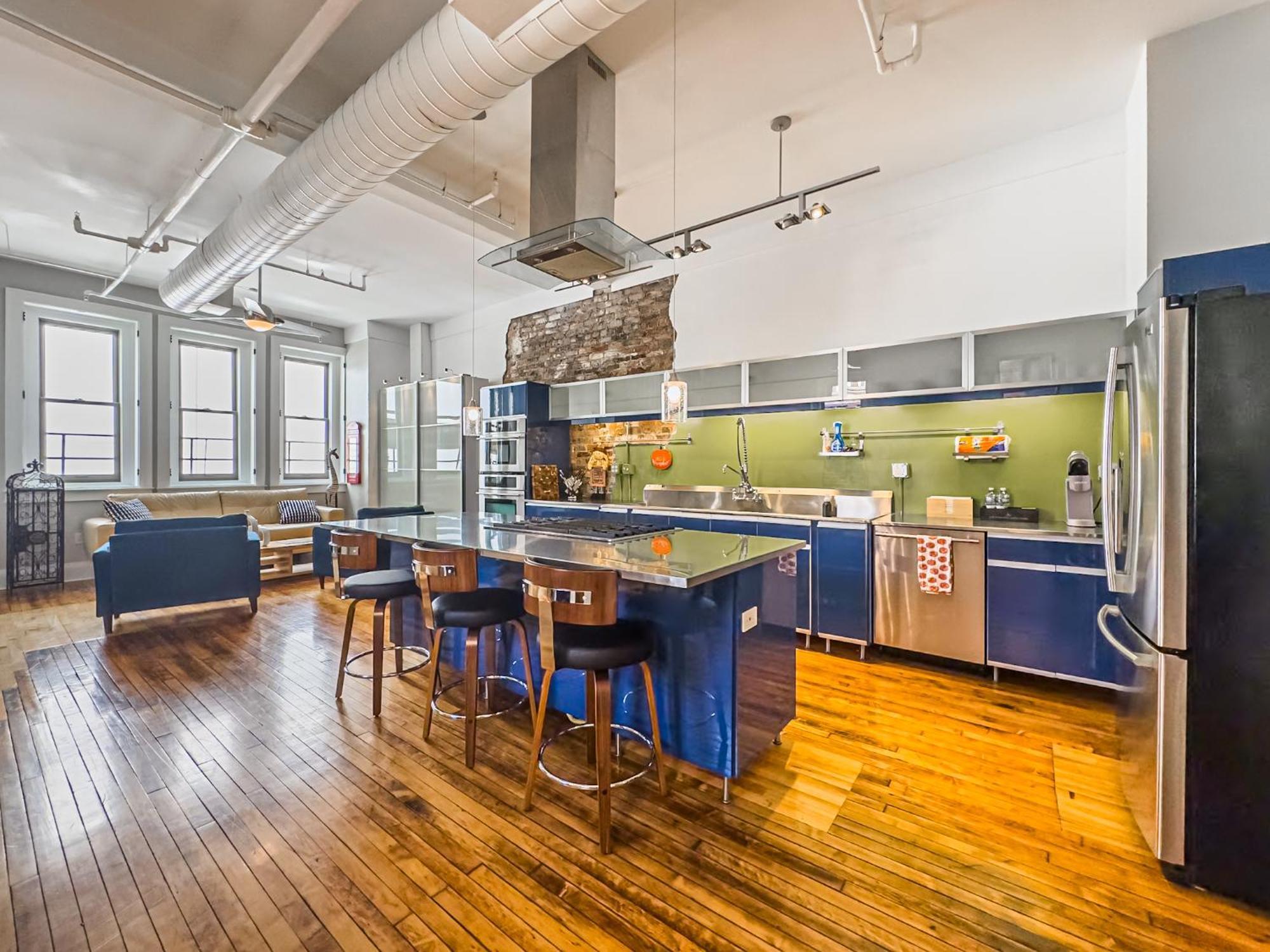 The Historic Lyric Penthouse With Private Rooftop Cincinnati Extérieur photo