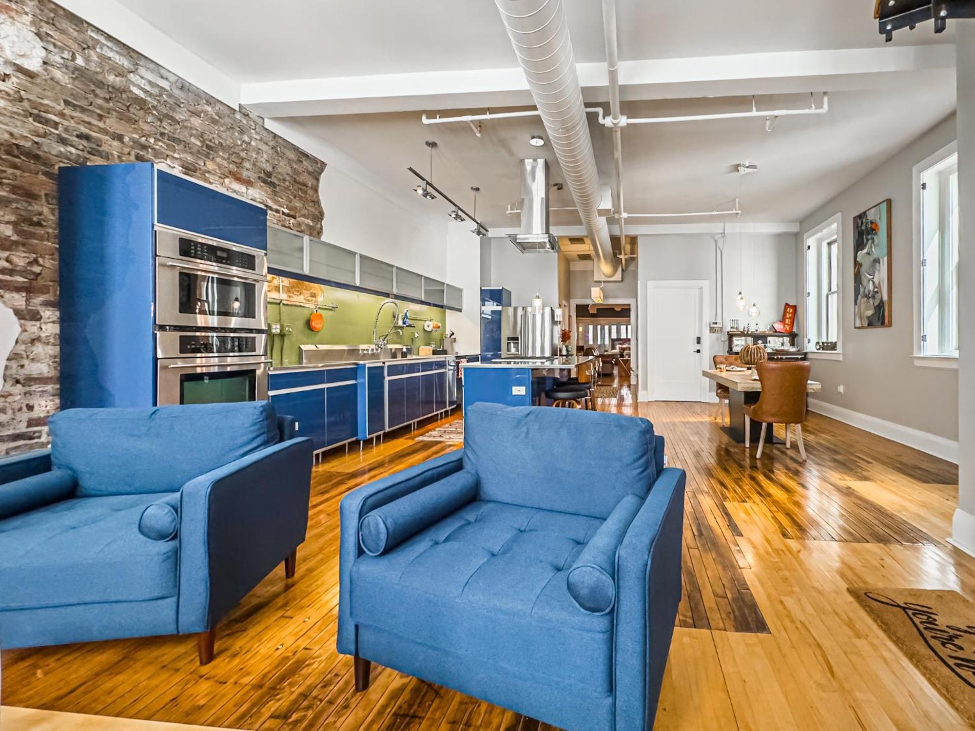 The Historic Lyric Penthouse With Private Rooftop Cincinnati Extérieur photo