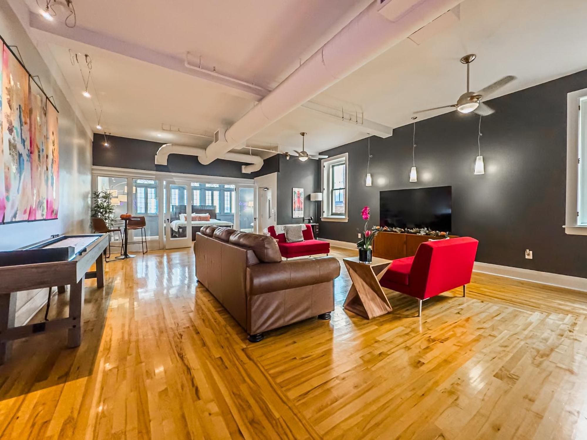 The Historic Lyric Penthouse With Private Rooftop Cincinnati Extérieur photo